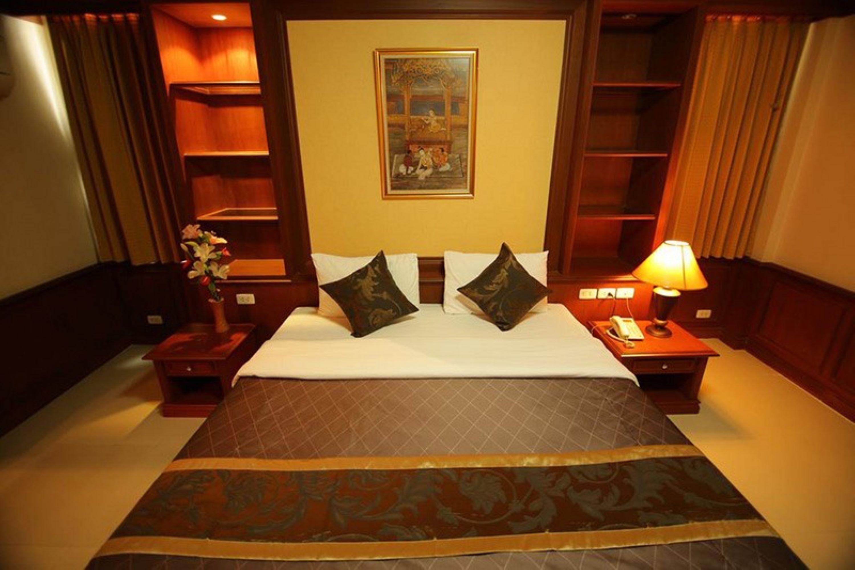 Convenient Park Bangkok Hotel Exterior photo